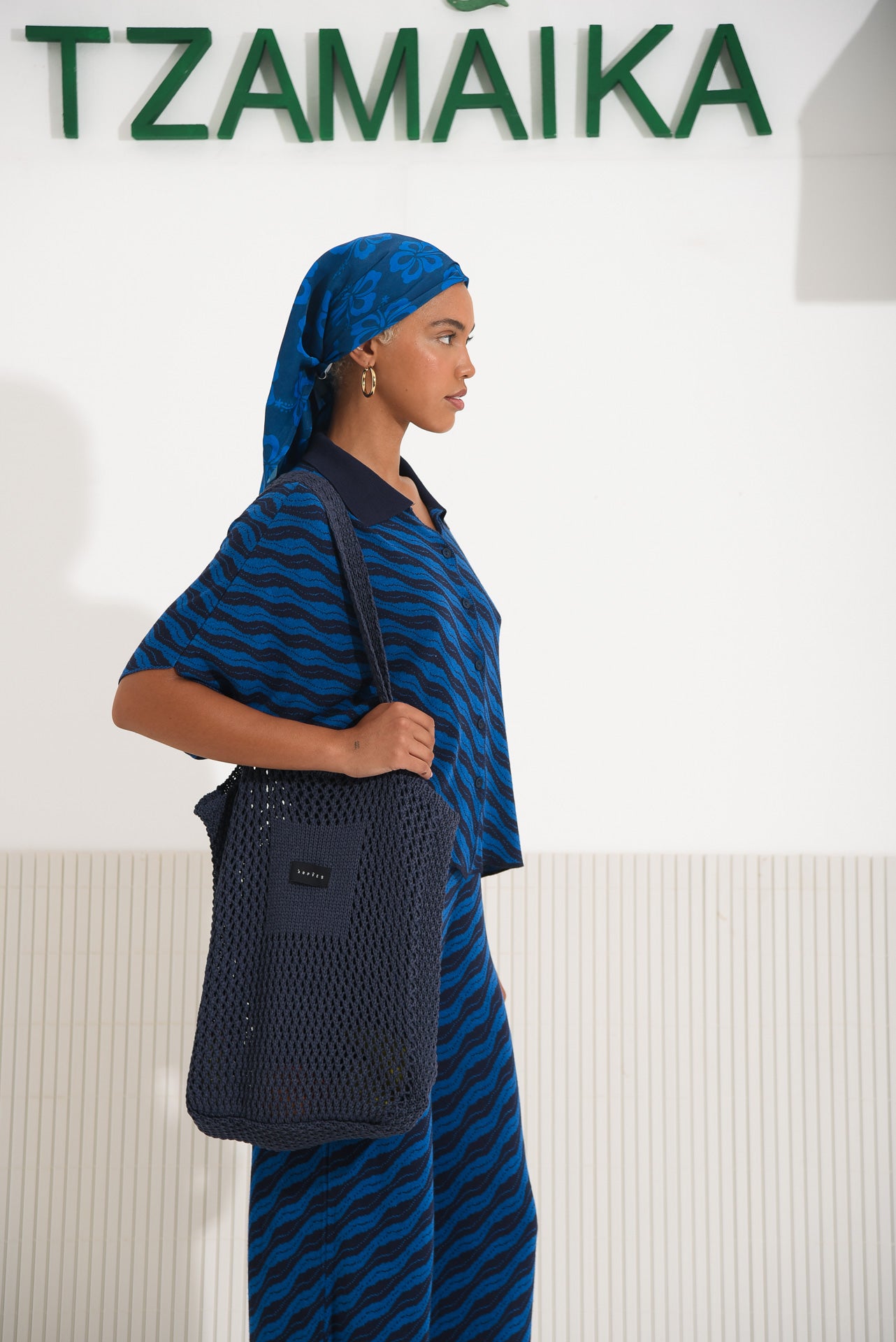 HIBISCUS LARGE SCARF BLUE