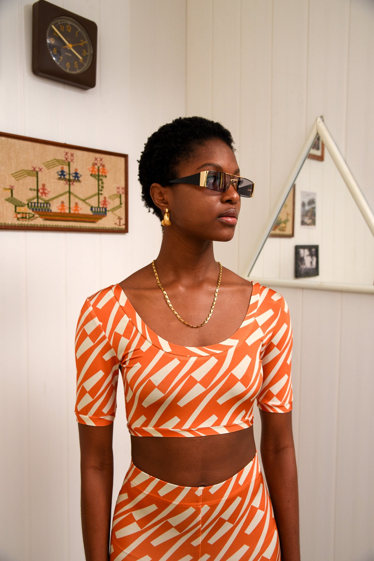 CHILL ISLAND CROP TOP ORANGE