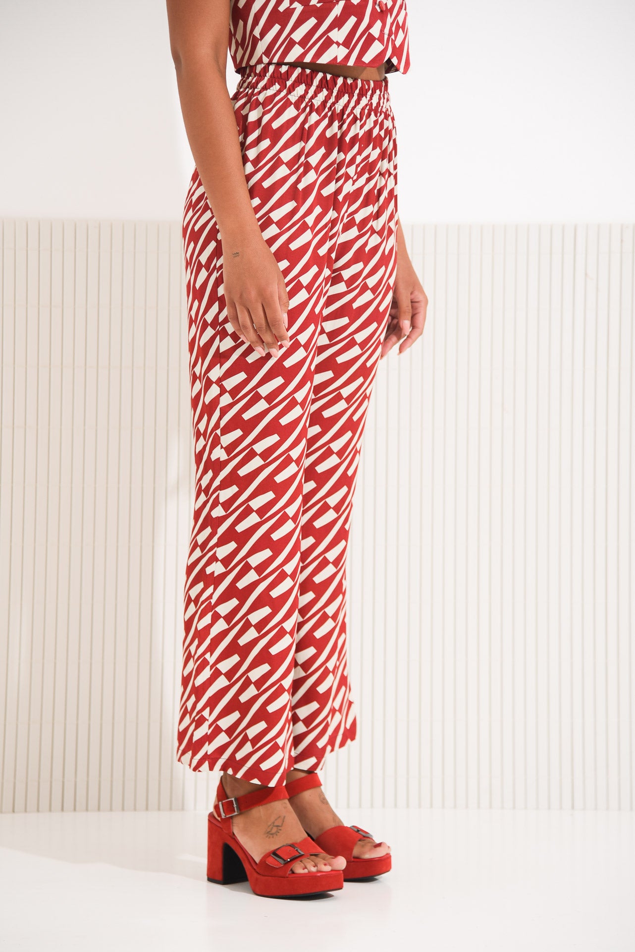 CHIKOO HEELS RED