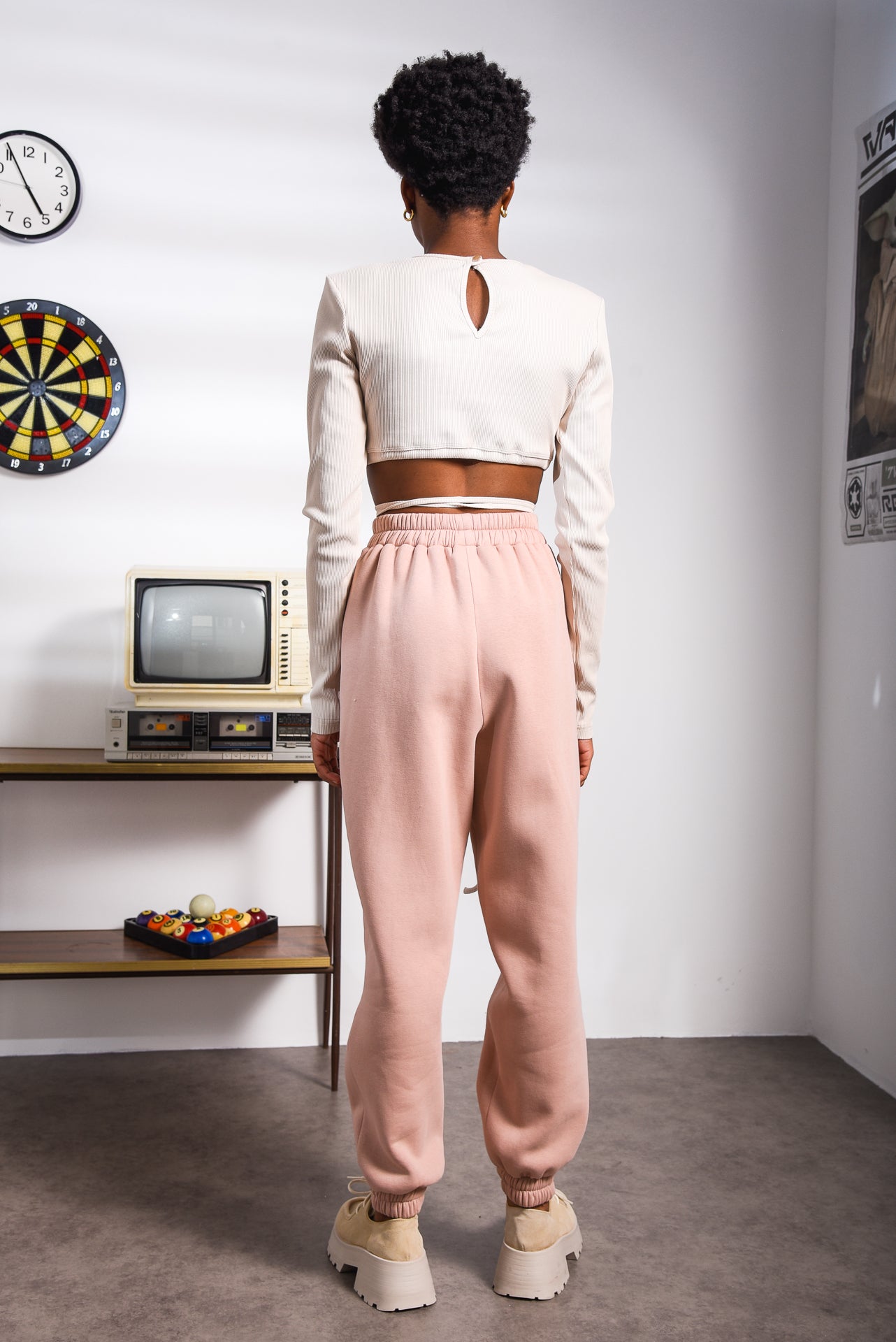 Nude sweatpants outfit hot sale