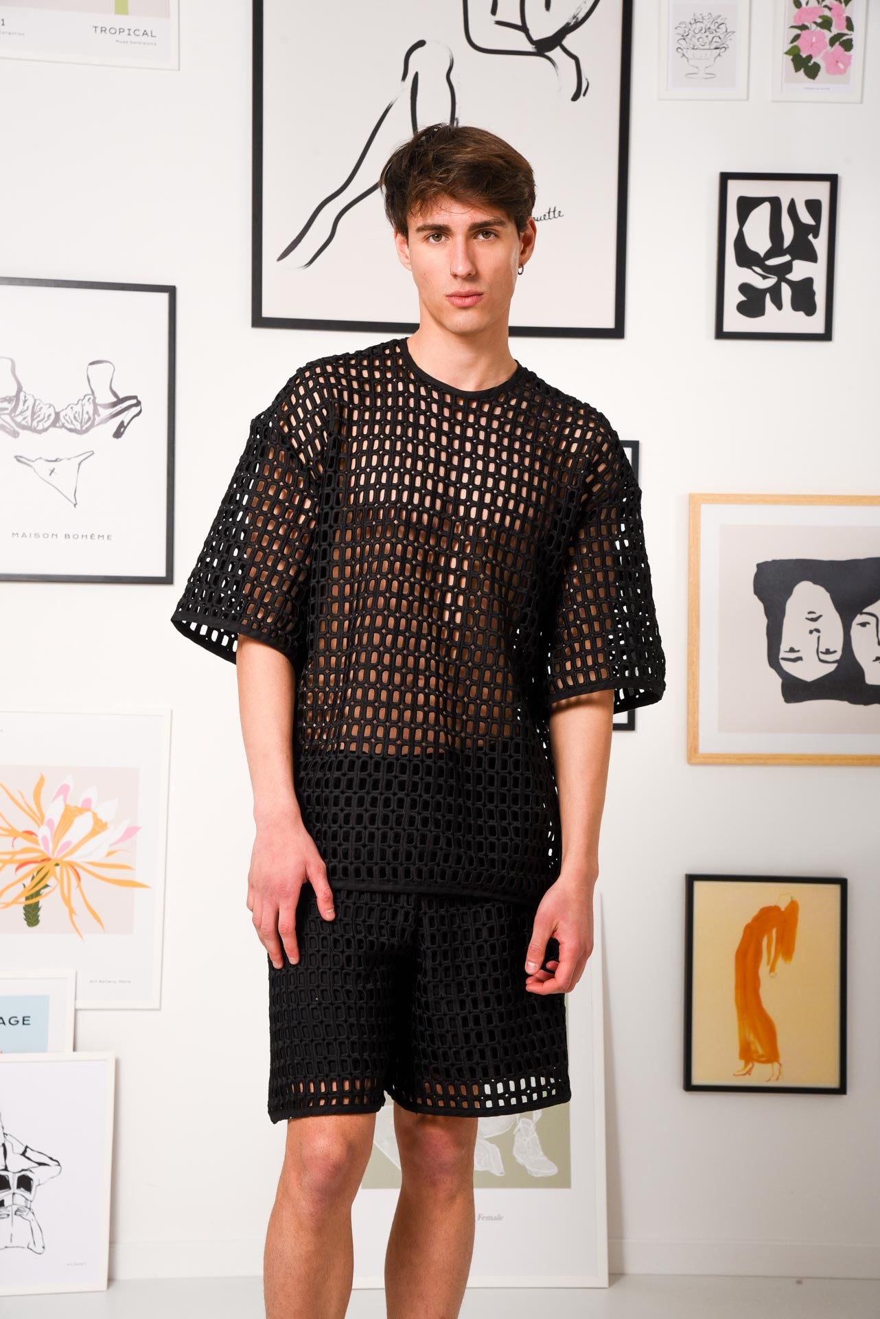 METAMORPHOSIS TOP BLACK