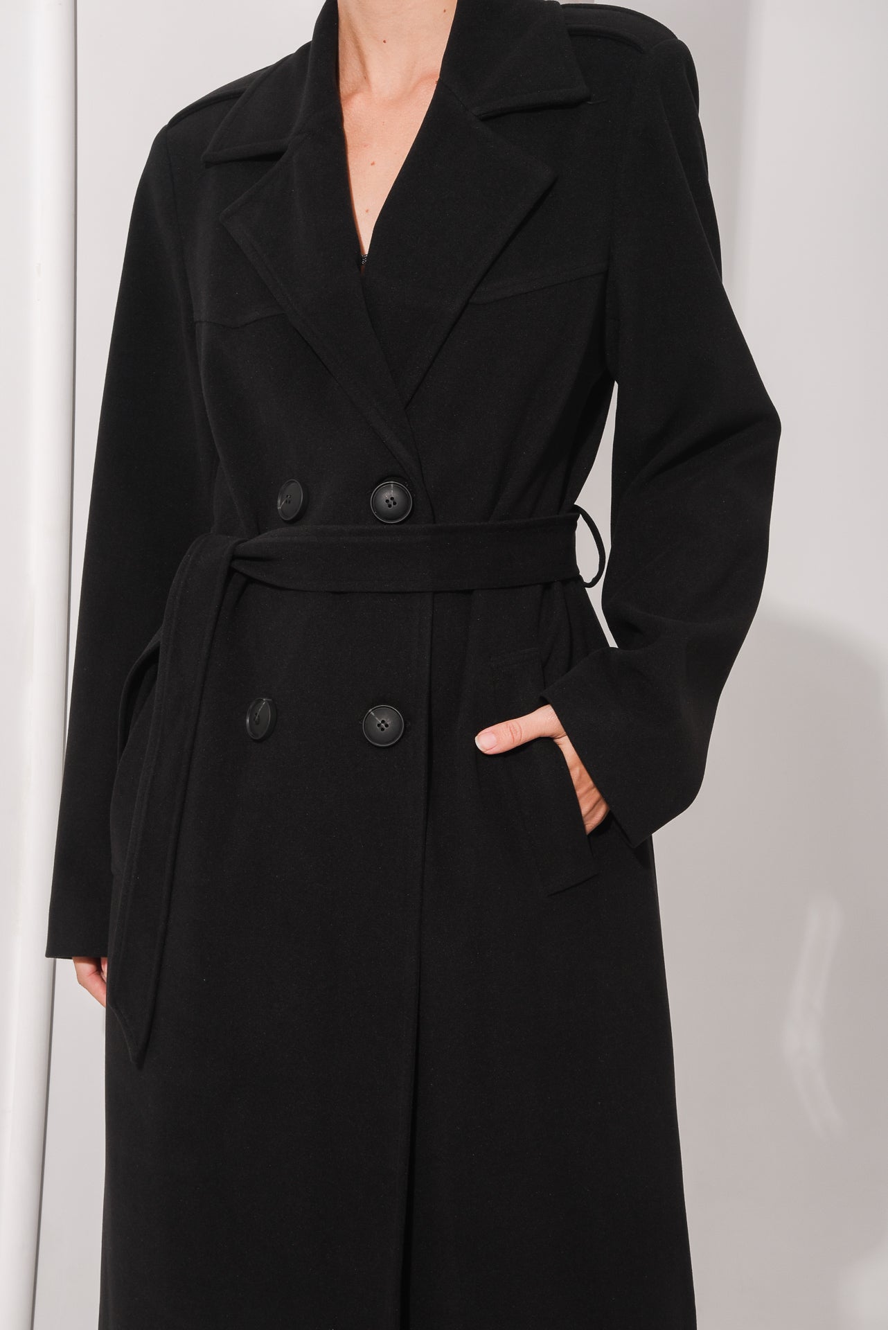 NEW DAWN COAT BLACK