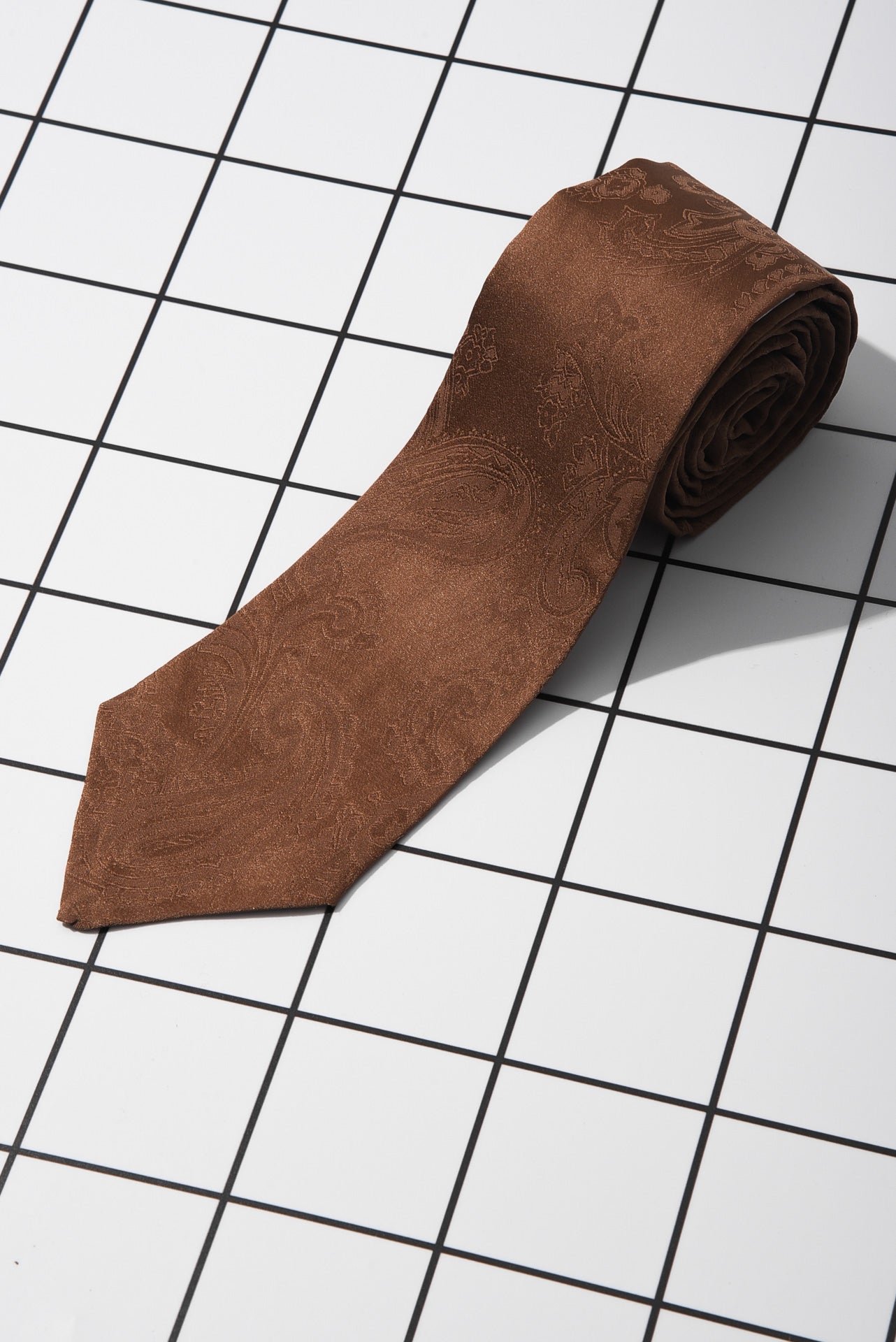 RAMBLE TIE BROWN