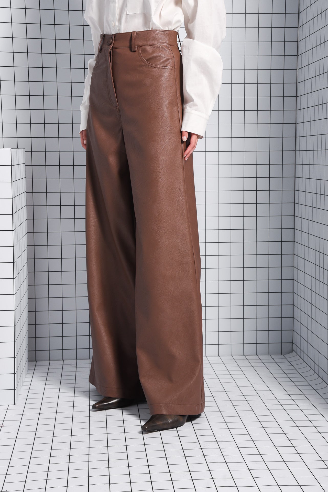 MOMENTUM PANTS BROWN