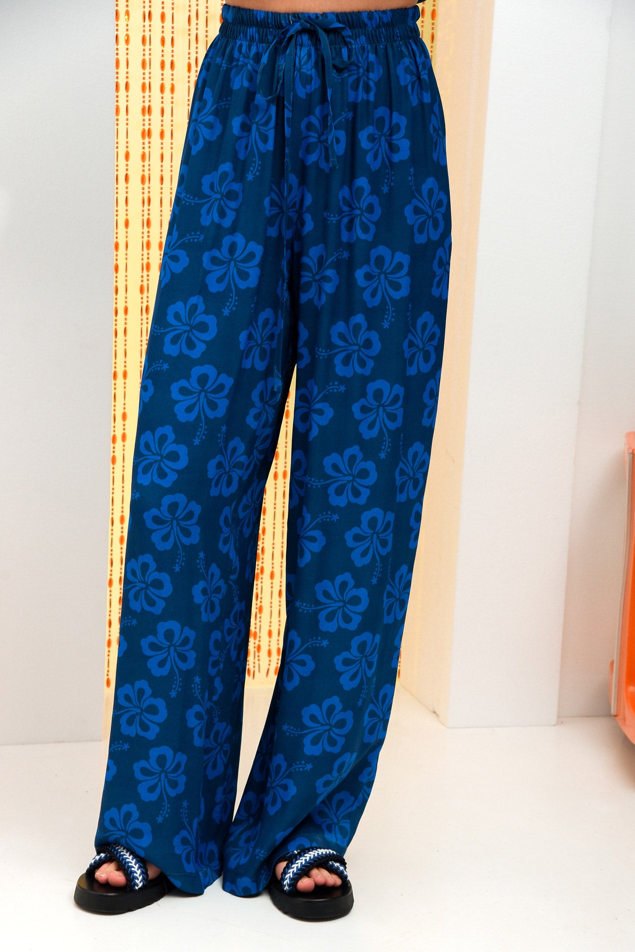 HIBISCUS PANTS BLUE