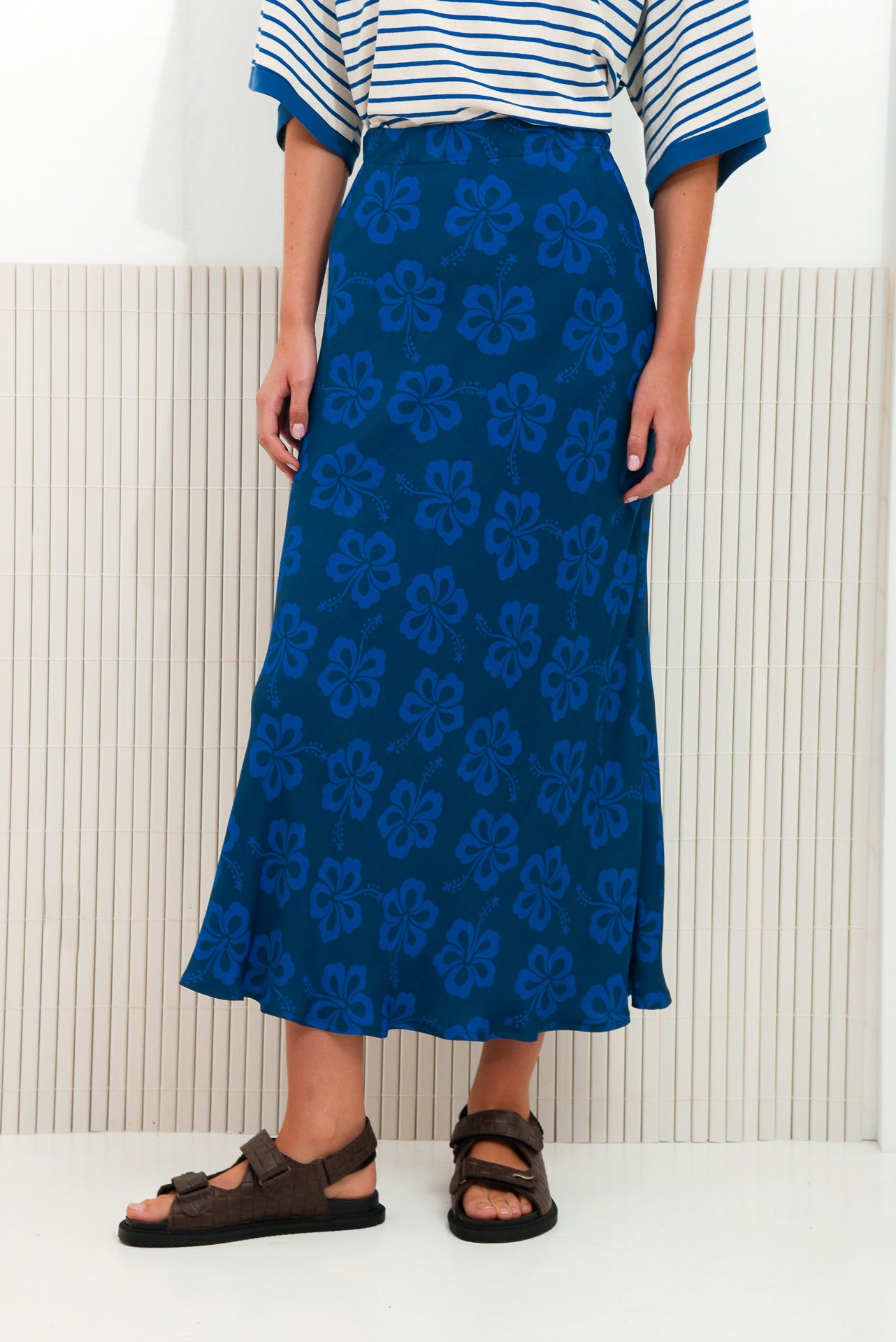 HIBISCUS SKIRT BLUE