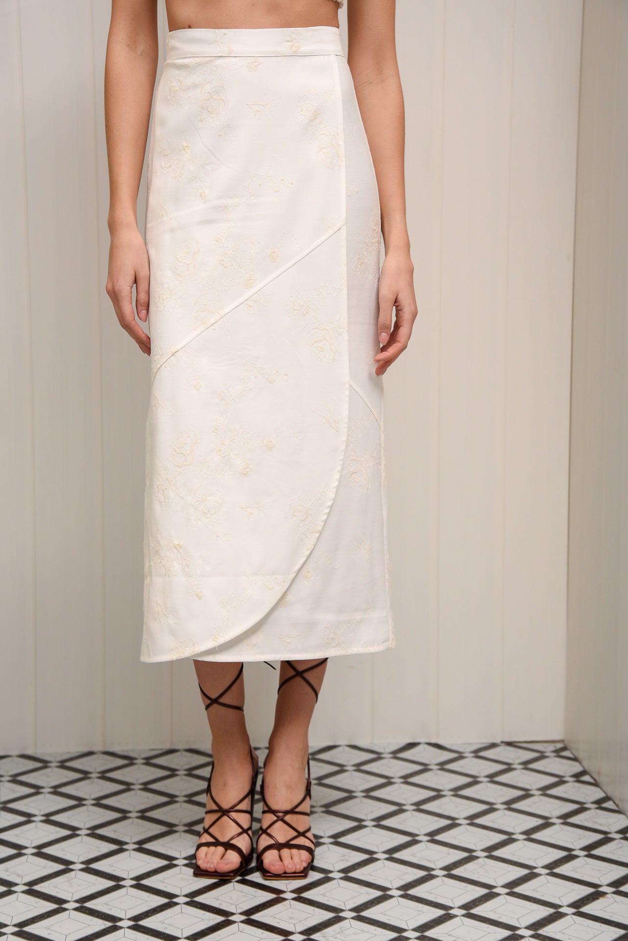 MI LUV YUH WRAP SKIRT WHITE