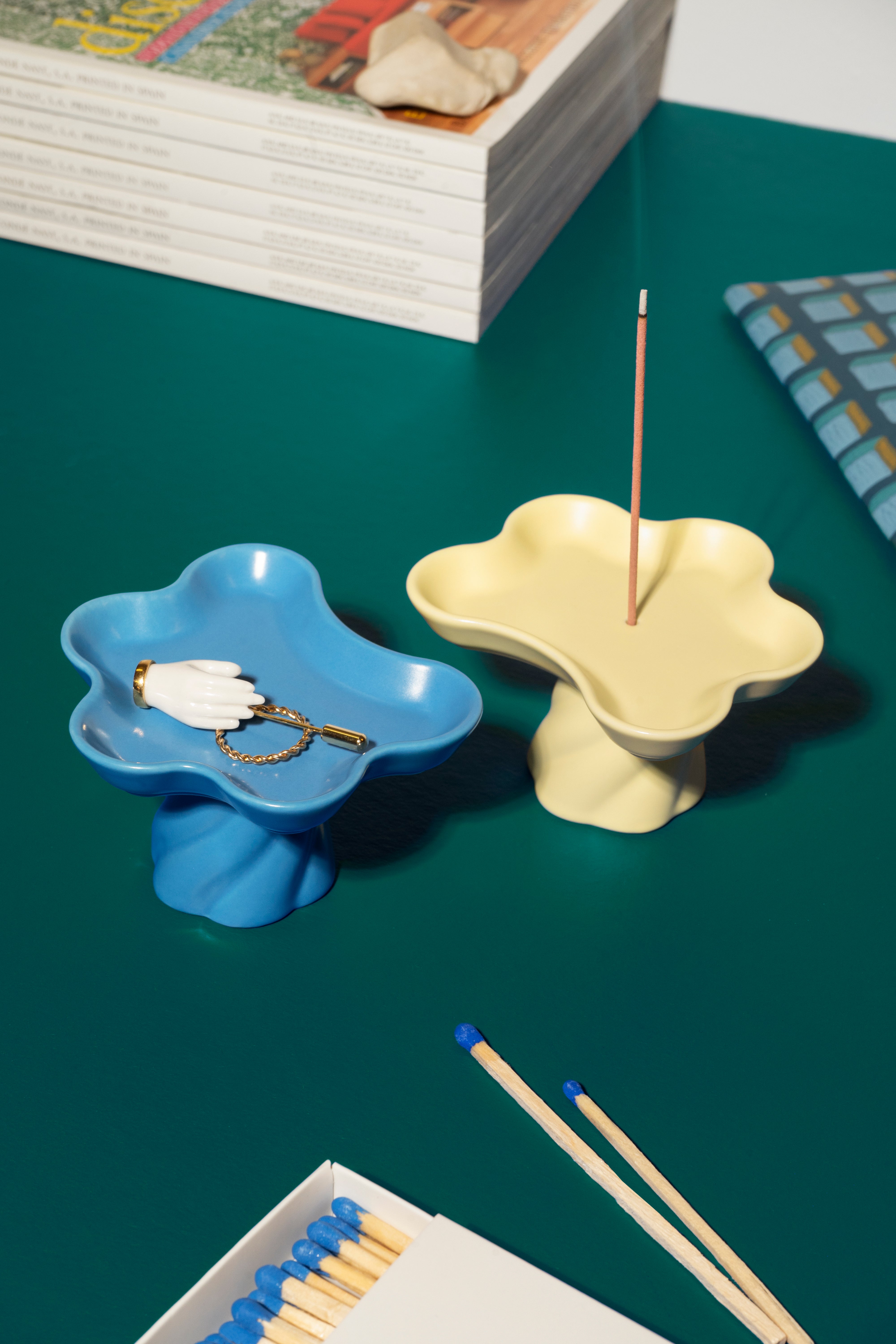 TEMPLO INCENSE HOLDER BLUE