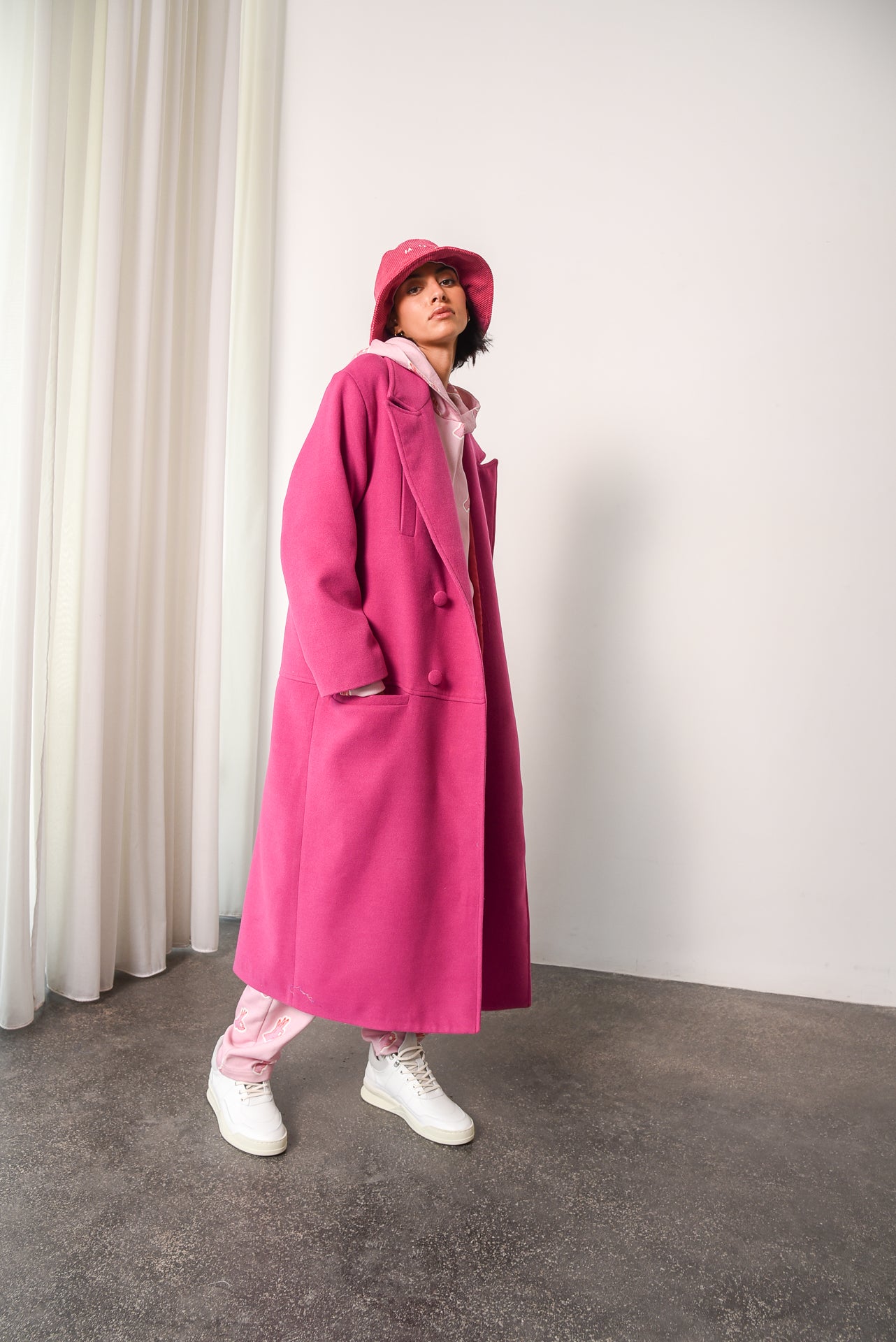 HORSESHOE COAT MAGENTA