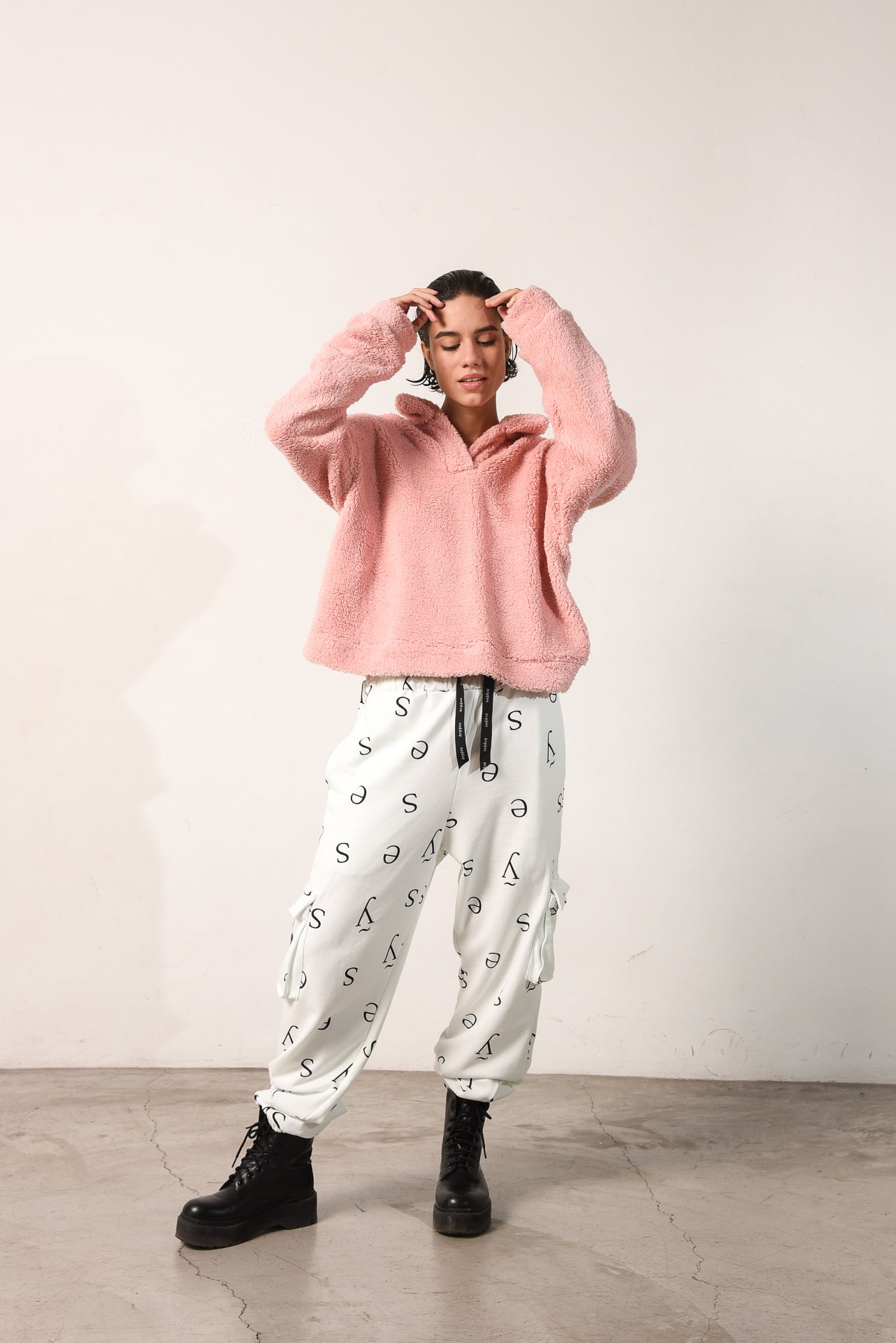 B FOR BUBBLY TOP PINK
