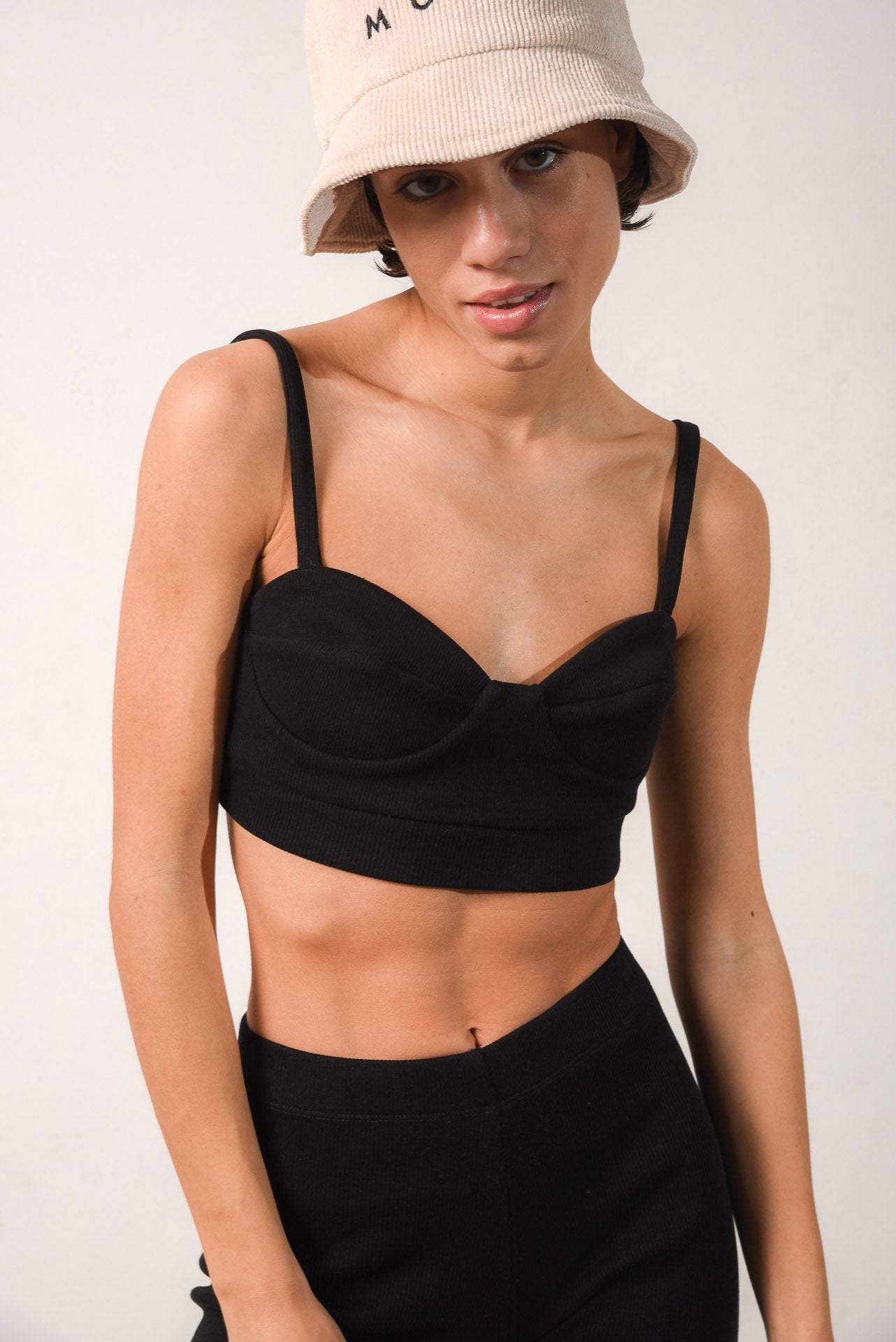AMULET BIKER SHORTS BLACK