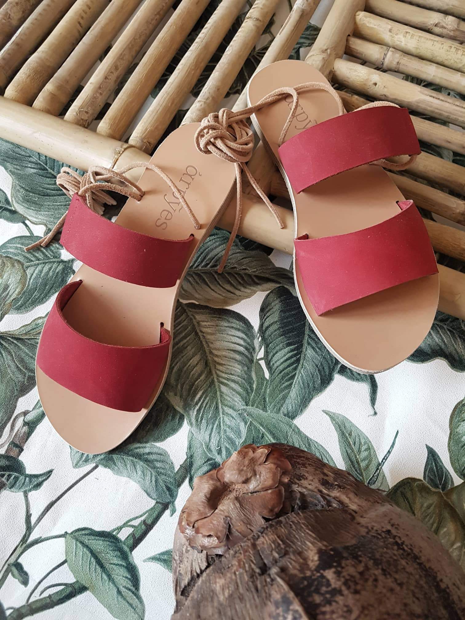 Toucan Red - sandals- arpyes